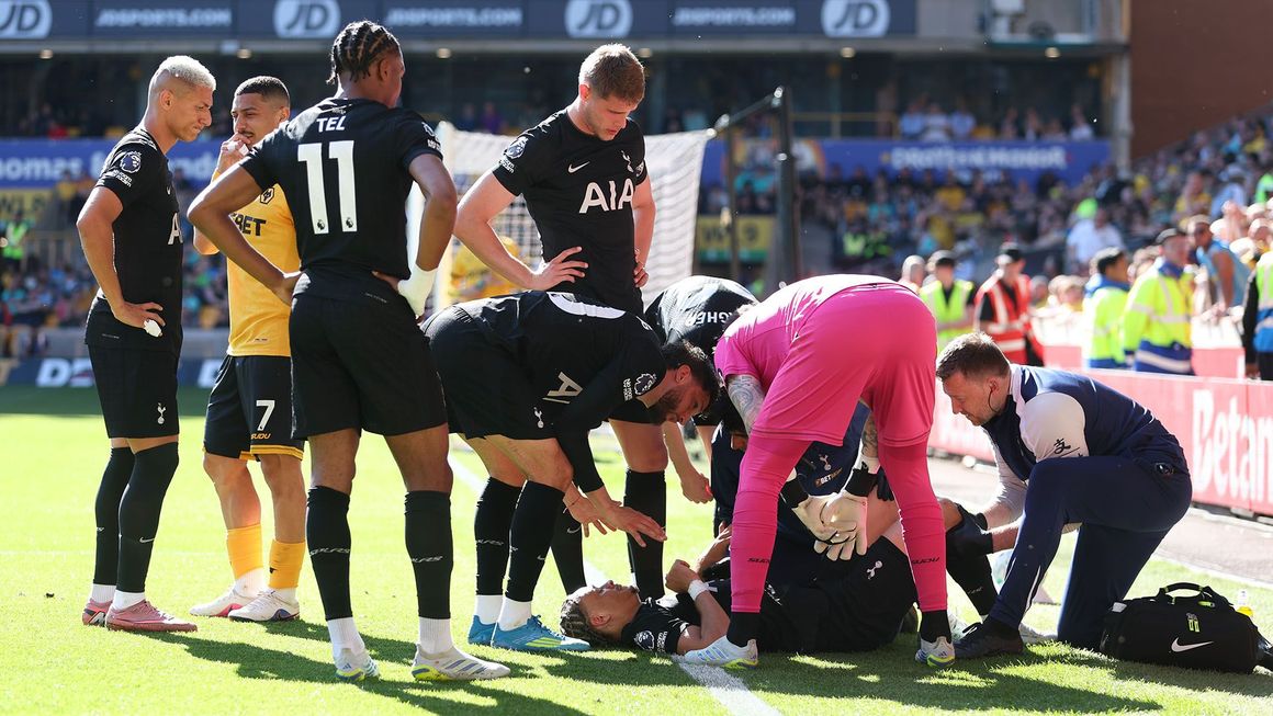 Roberto De Zerbi's latest on injuries to Xavi and Dominic Solanke at Wolves