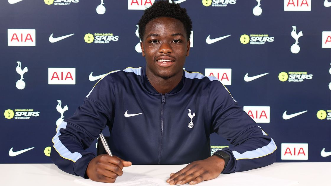 Kwasi Senyah signs for Spurs