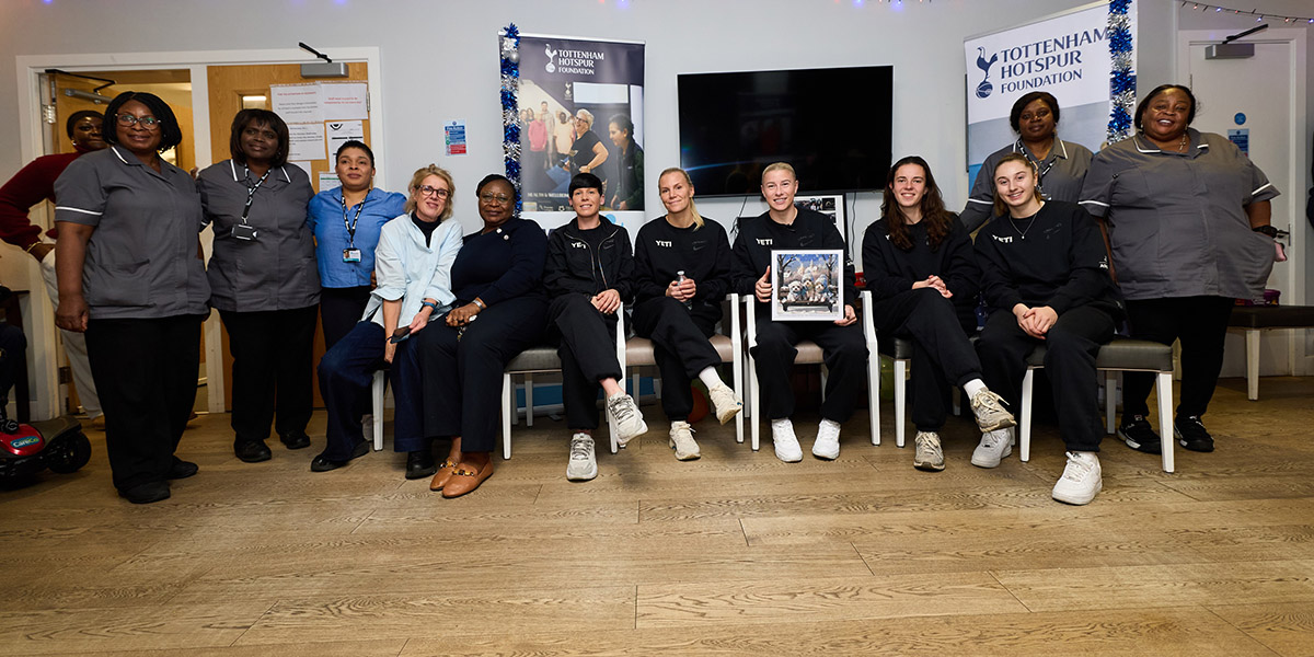 Women’s team kick off programme of Club community support this Christmas