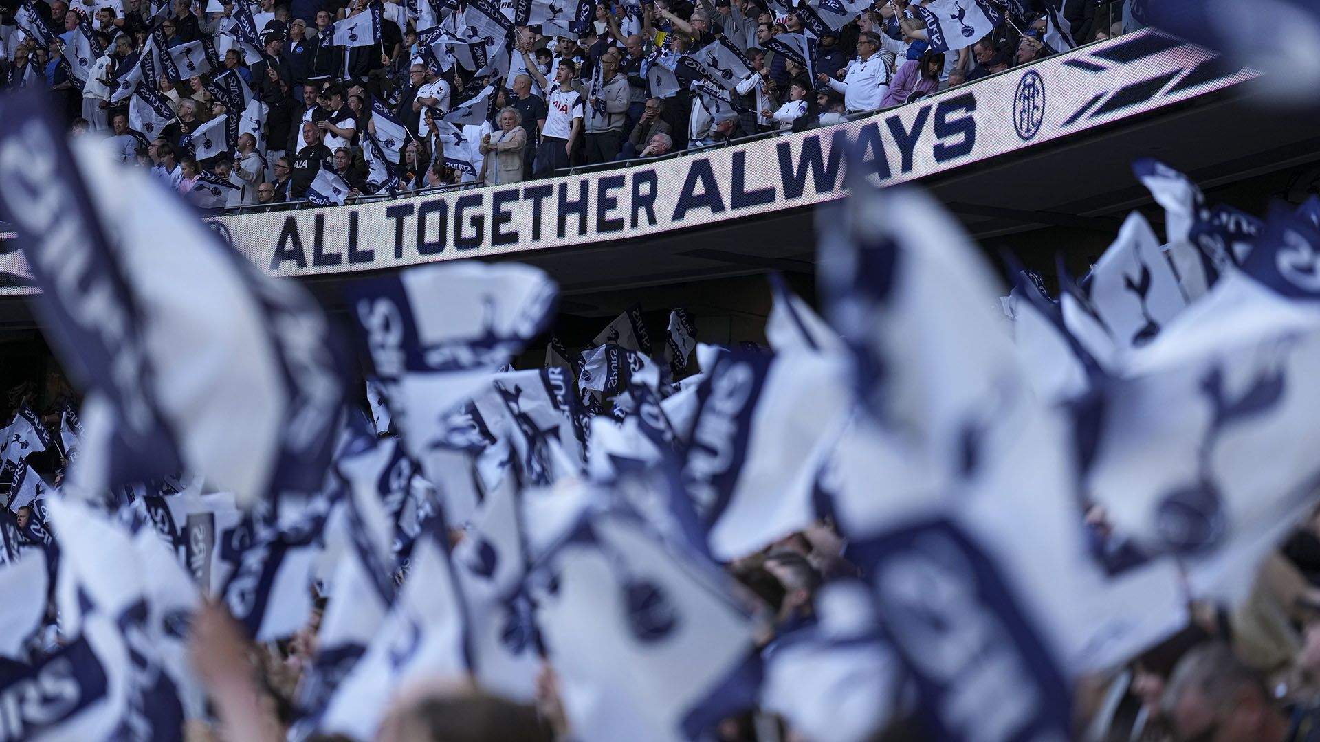 Spurs vs. Leeds - wear white on Monday night, South Stand tifo and more… - Tottenham Hotspur
