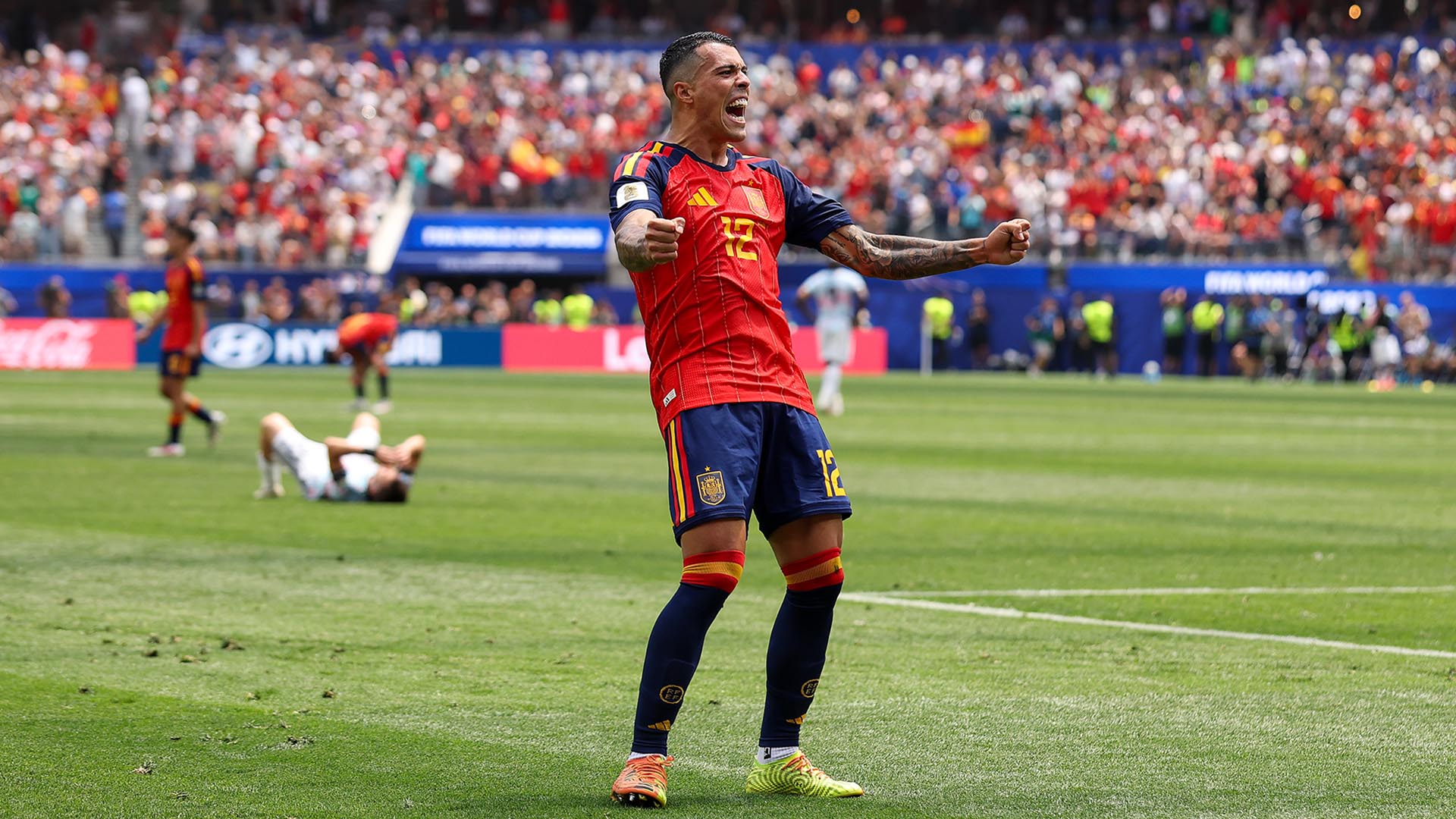 Pedro into the semi-finals! - Tottenham Hotspur