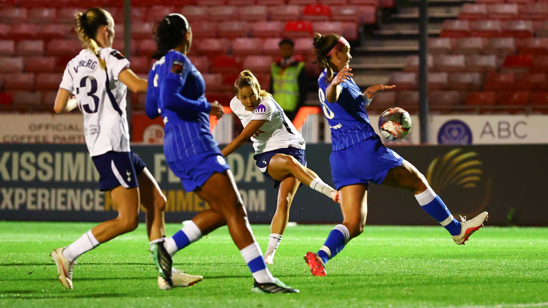 Holdt strike sinks Seagulls in Players Cup - Tottenham Hotspur